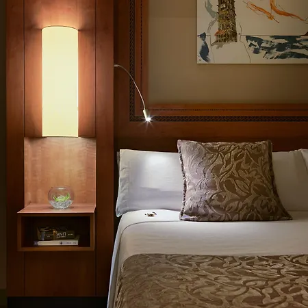 Adrian Jardines De Nivaria