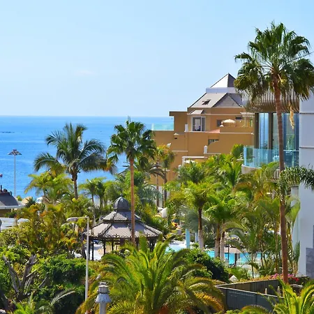 Adrian Jardines De Nivaria